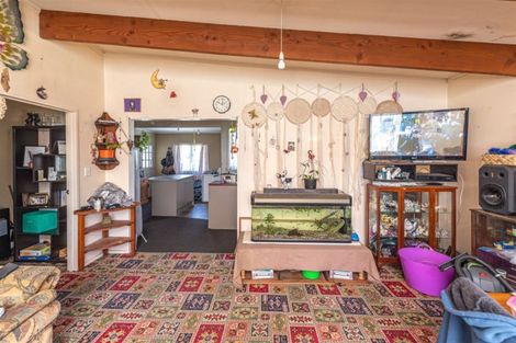 Photo of property in 35 Egmont Street, Castlecliff, Whanganui, 4501