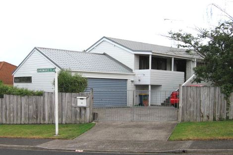 Photo of property in 79 Manhattan Heights, Glendene, Auckland, 0602