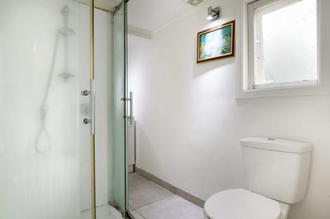 Photo of property in 86 Marlborough Avenue, Glenfield, Auckland, 0629