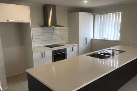 Photo of property in 18 Rainsford Road, Pukekohe, 2120