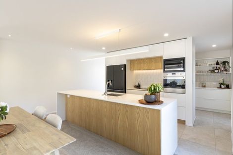 Photo of property in 199a Gill Street, Strandon, New Plymouth, 4312