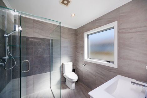 Photo of property in 1 Silicon Way, Fitzherbert, Palmerston North, 4410