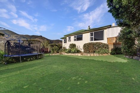 Photo of property in 48 Tui Glen Road, Atawhai, Nelson, 7010
