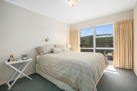 Photo of property in 15 Bosun Terrace, Whitby, Porirua, 5024