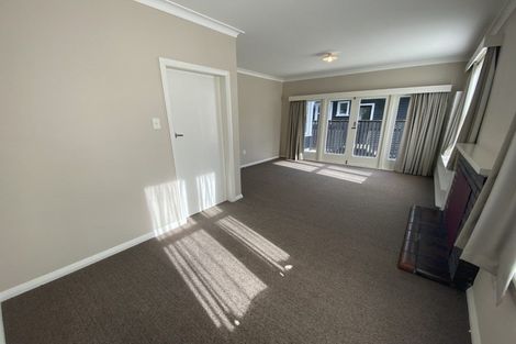 Photo of property in 293-295 Park Road, Hokowhitu, Palmerston North, 4410
