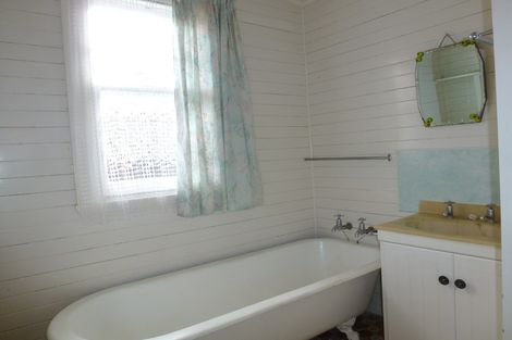 Photo of property in 15 Haronga Road, Inner Kaiti, Gisborne, 4010