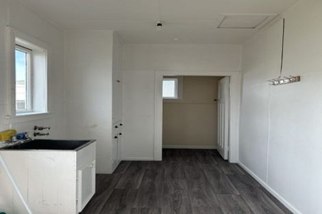 Photo of property in 12 Ellesmere Avenue, Miramar, Wellington, 6022