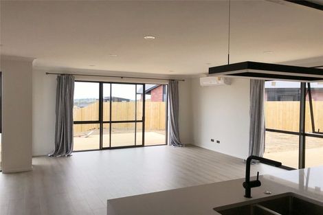 Photo of property in 5 Lighter Place, Flagstaff, Hamilton, 3210