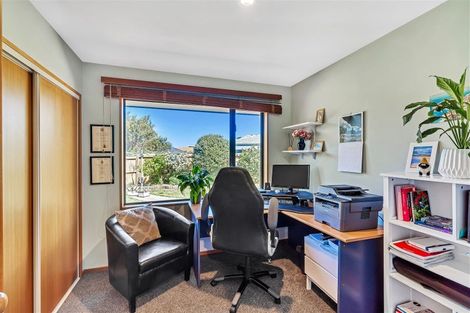 Photo of property in 5 Primula Place, Waimairi Beach, Christchurch, 8083