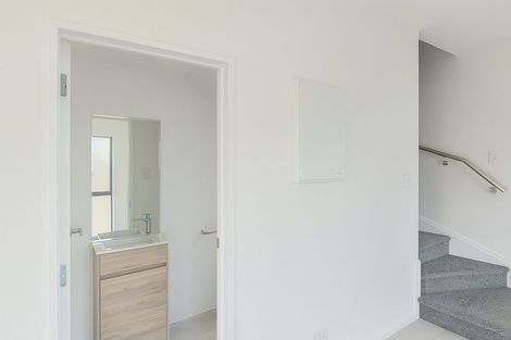 Photo of property in 5 Paine Place, Mangere, Auckland, 2022