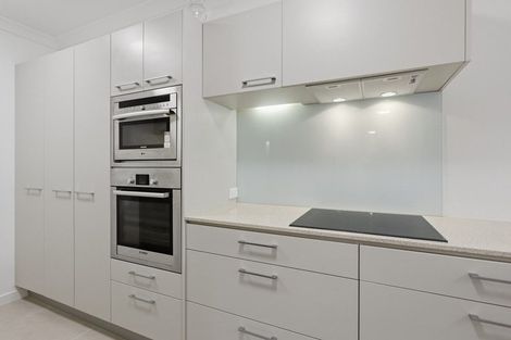 Photo of property in 73 Parkside Drive, Orewa, 0931