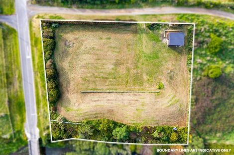 Photo of property in 2 Sims Road, Te Horo Beach, Otaki, 5581