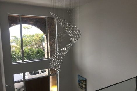 Photo of property in 32 Ngahere Views, Orewa, 0931