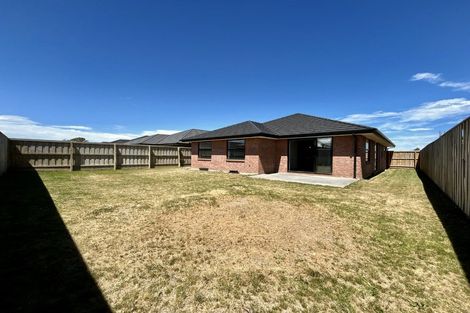 Photo of property in 14 Eileen Way, Rolleston, 7615