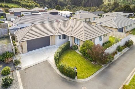 Photo of property in 89 Riverstone Drive, Riverstone Terraces, Upper Hutt, 5018