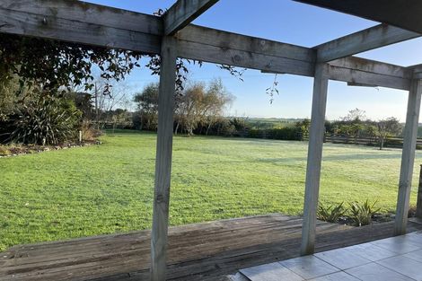 Photo of property in 563 Mangaone Road, Halcombe, Feilding, 4779