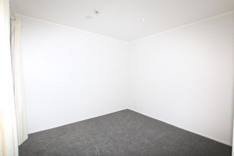 Photo of property in 7a/30 Westward Ho, Glen Eden, Auckland, 0602