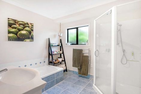 Photo of property in 34 Dahlstrom Grove, Kelvin Grove, Palmerston North, 4414