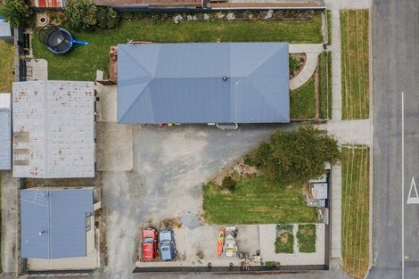 Photo of property in 18 Johnson Street, Milton, 9220