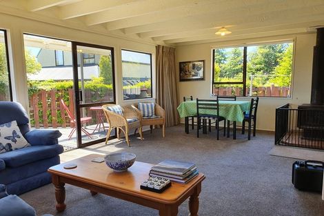 Photo of property in 4 Burnett Place, Lake Tekapo, 7999