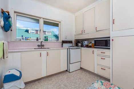 Photo of property in 18 Fairleigh Avenue, Mount Albert, Auckland, 1025