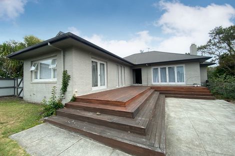 Photo of property in 61 Northboro Road, Belmont, Auckland, 0622