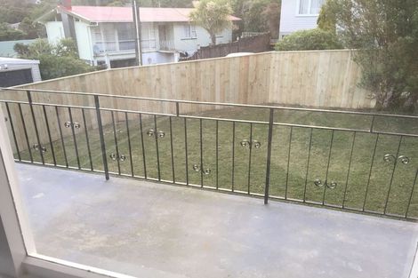 Photo of property in 113 Parkvale Road, Karori, Wellington, 6012