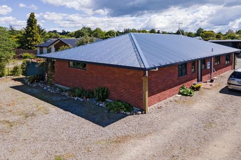 Photo of property in 27 South Terrace Road, Geraldine, 7930