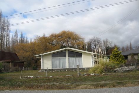 Photo of property in 1 Aubrey Road, Wanaka, 9305