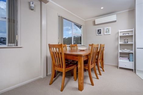 Photo of property in 121 Moore Street, Hillcrest, Auckland, 0627