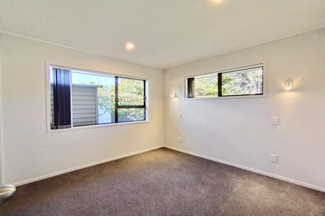 Photo of property in 2/11 Taharoto Road, Takapuna, Auckland, 0622