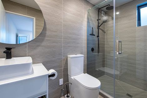 Photo of property in 18a Marama Street, Castor Bay, Auckland, 0620