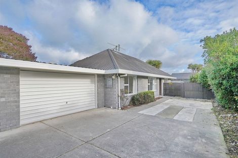 Photo of property in 2/288 Pine Avenue, South New Brighton, Christchurch, 8062