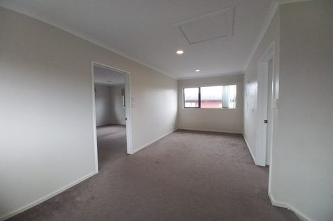 Photo of property in 1/12 Solana Court, Botany Downs, Auckland, 2010