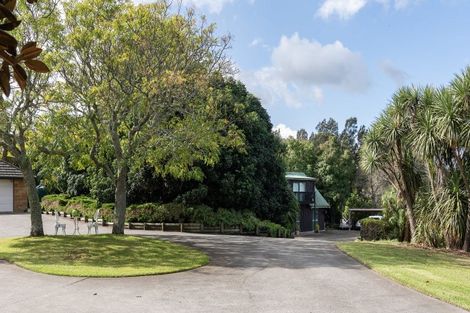 Photo of property in 384 Clifton Road, Whitford, Howick, 2571