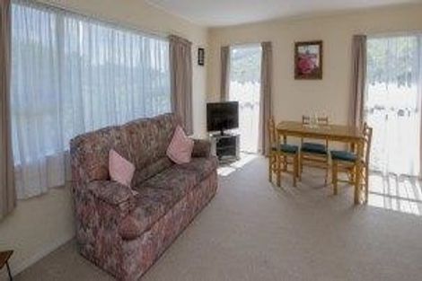 Photo of property in 71b Raumati Road, Raumati Beach, Paraparaumu, 5032