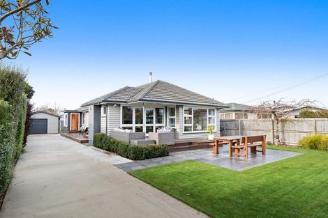 Photo of property in 21 Brent Place, Papanui, Christchurch, 8053