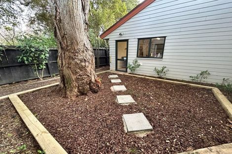 Photo of property in 72 Konini Road, Titirangi, Auckland, 0604