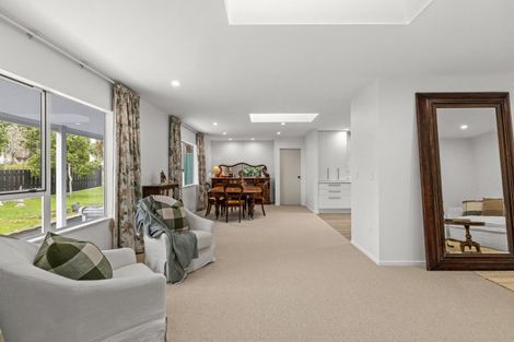 Photo of property in 2 Nigel Street, Havelock North, 4130