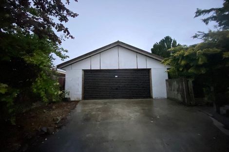 Photo of property in 2 Resolution Place, Bryndwr, Christchurch, 8053