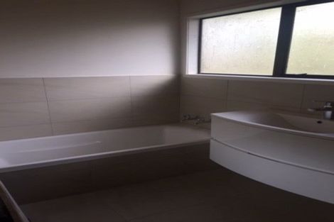 Photo of property in 42 Lakewood Avenue, Churton Park, Wellington, 6037