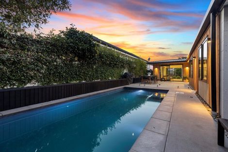 Photo of property in 39 Golf Road, Mount Maunganui, 3116