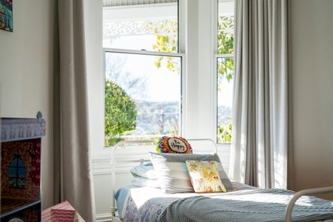 Photo of property in 2 Melrose Street, Roslyn, Dunedin, 9010