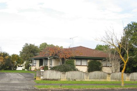 Photo of property in 34 Carnoustie Drive, Wattle Downs, Auckland, 2103