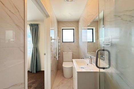 Photo of property in 10 Peony Mews, Oteha, Auckland, 0632