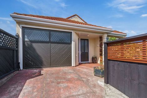 Photo of property in 1/38 Kings Crescent, Hutt Central, Lower Hutt, 5010