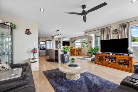 Photo of property in 37 Contour Avenue, Pyes Pa, Tauranga, 3112
