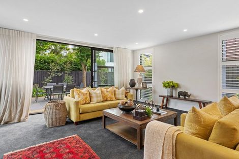 Photo of property in 22a Wroxton Terrace, Merivale, Christchurch, 8014