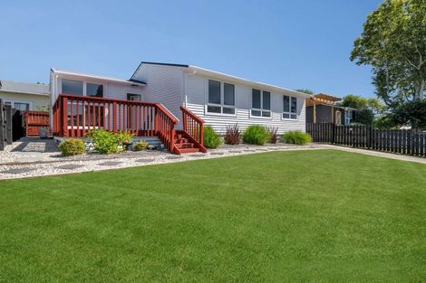 Photo of property in 1b Glynnbrooke Street, Te Atatu South, Auckland, 0610