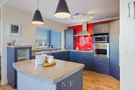 Photo of property in 155 Field Way, Waikanae Beach, Waikanae, 5036